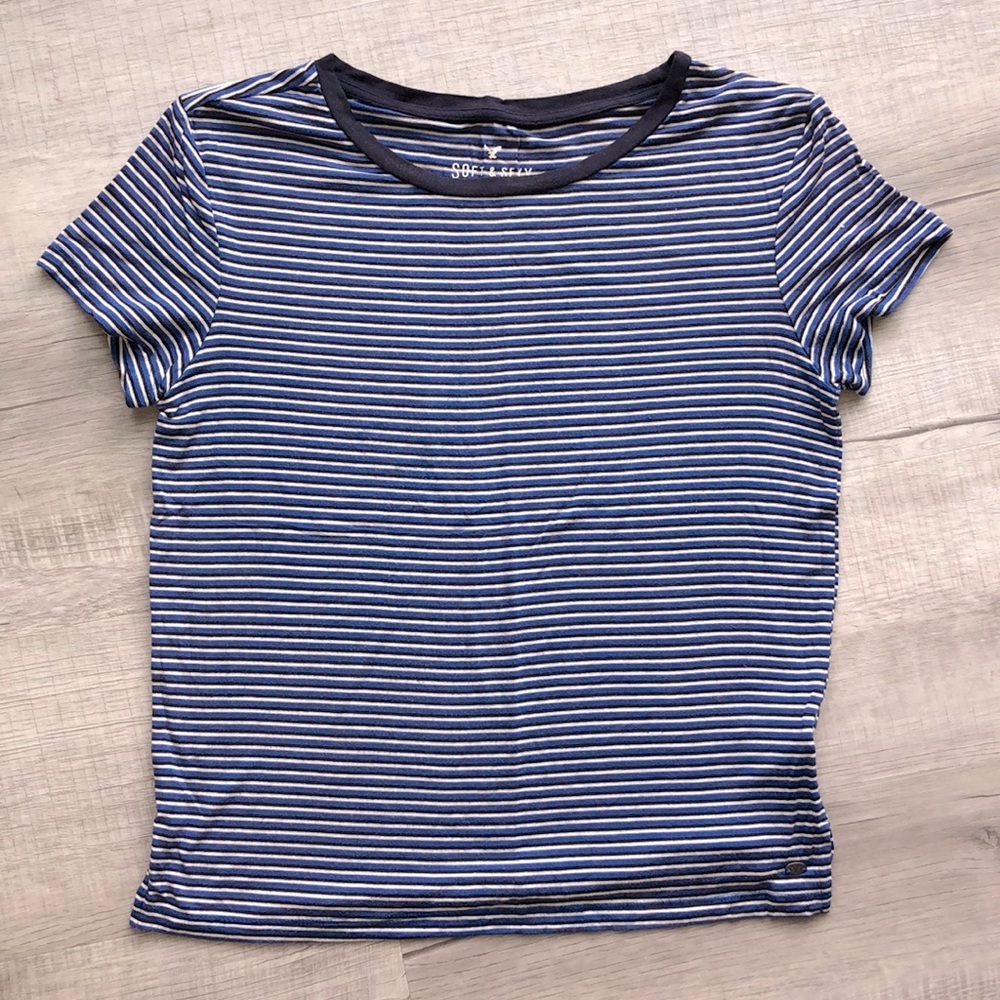 Small Cropped T-Shirt From American Eagle
